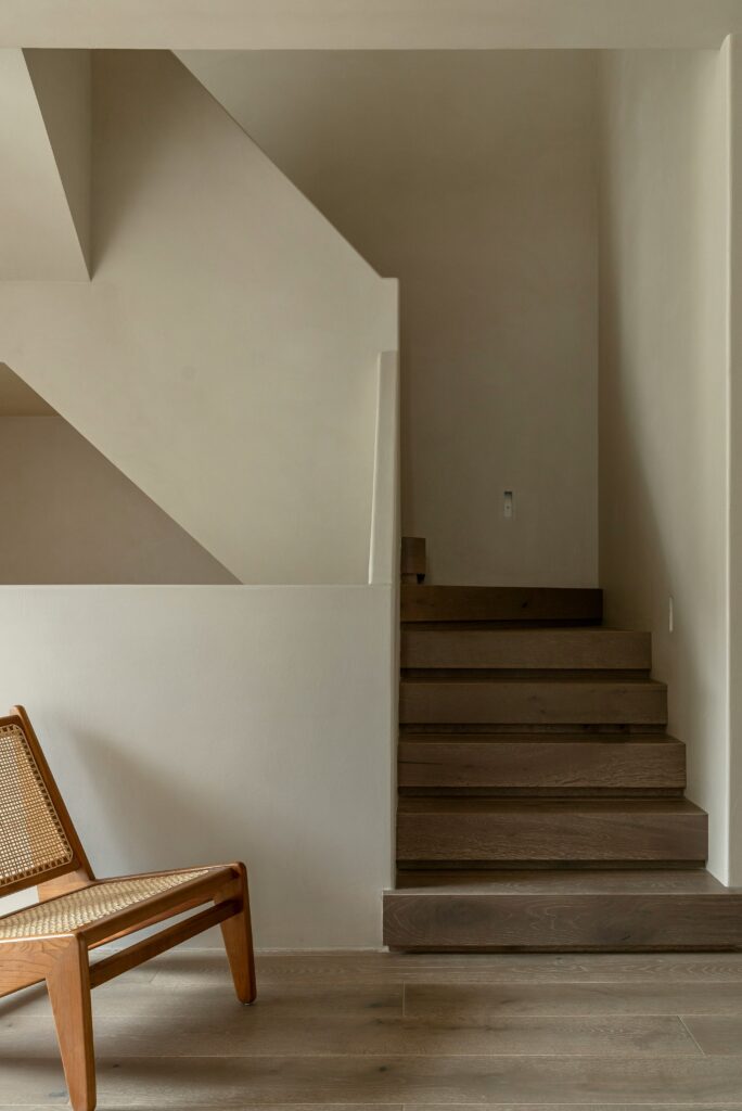 rumah sederhana 2 lantai